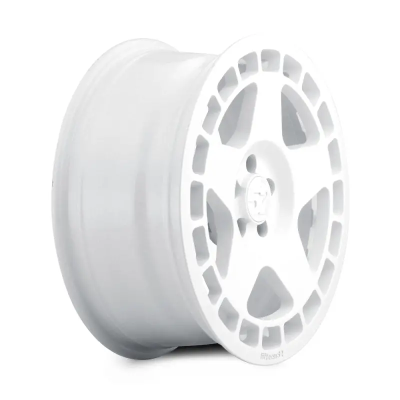 Fifteen52 Turbomac 17X7.5 5X112 40Mm Et 66.56Mm Center Bore Rally White Wheel 1