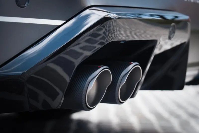 Akrapovic 2024+ Bmw M5 (G90,G99) Round Carbon Fiber Tail Pipe Set 1