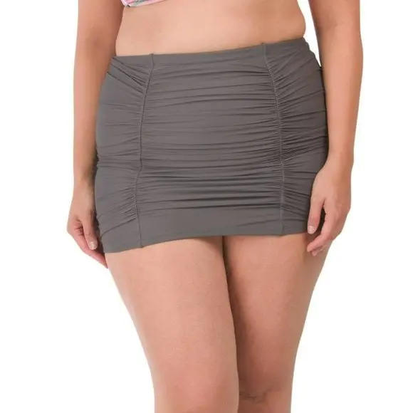 Raisins Curve Women's Plus Calina Solids Costa Skirt Swim Bottom 1